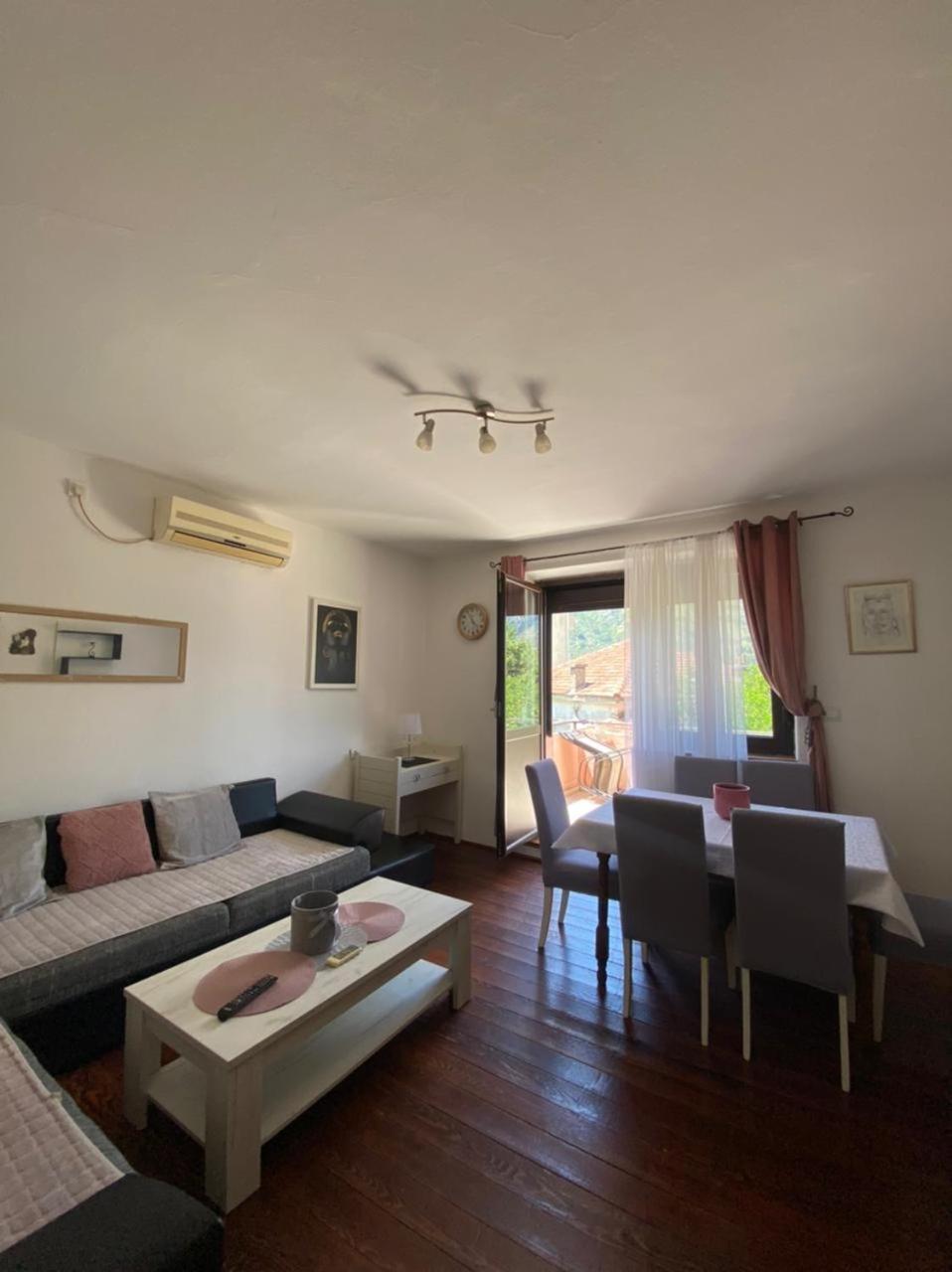 Apartments Vido コトル 部屋 写真